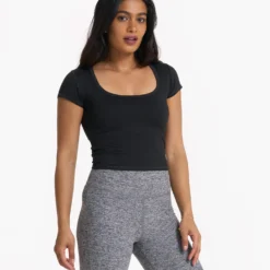 Short Sleeve Halo Crop | Black Heather