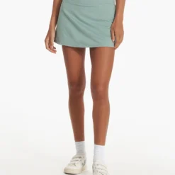 Halo Performance Skirt | Celery Heather