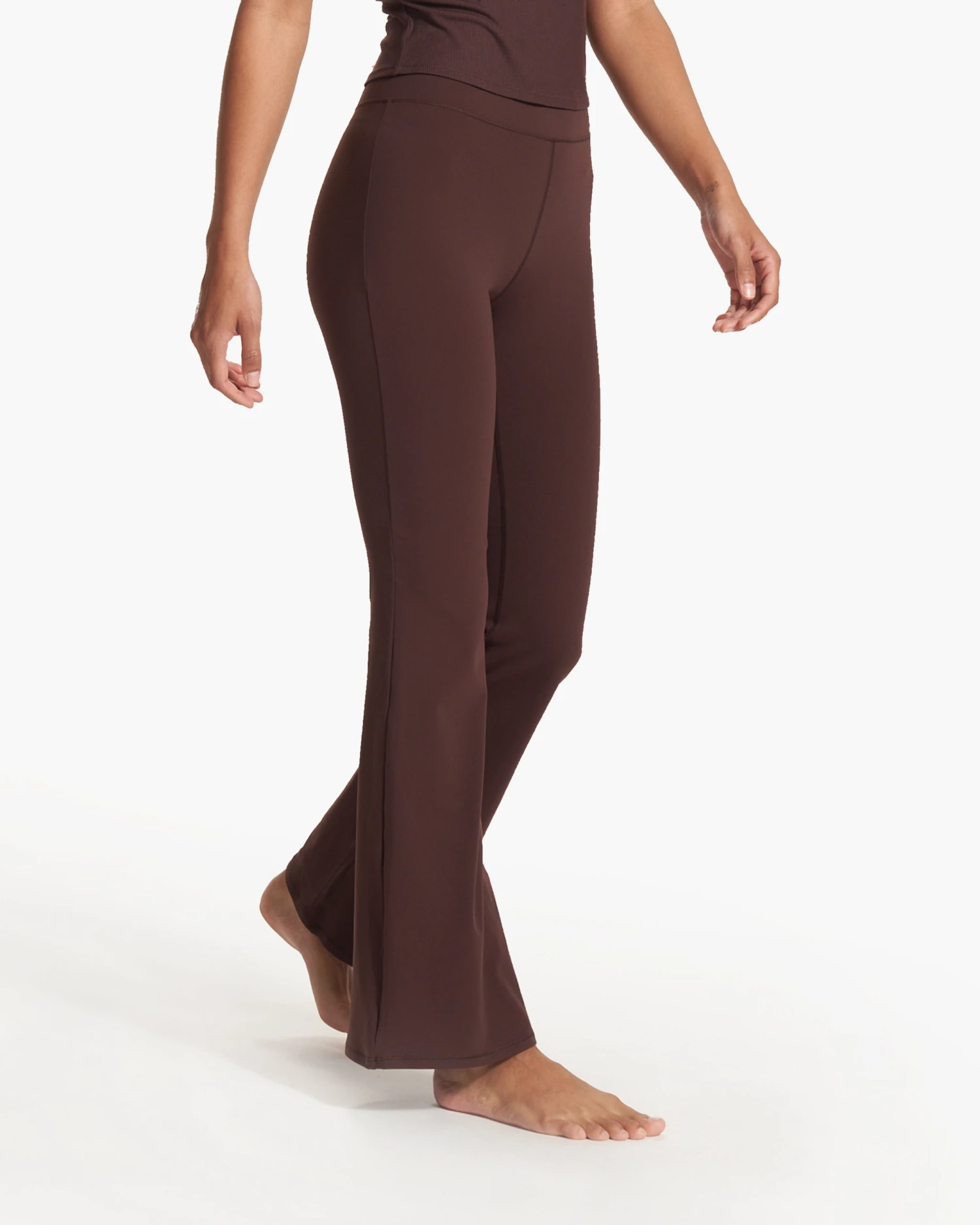 Studio Flare | Mahogany - Image 2